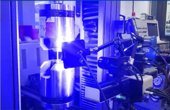 数字图像相关法(DIC)用于材料拉伸应力应变测量.jpg 数字图像相关法(DIC)用于材料拉伸应力应变测量.jpg