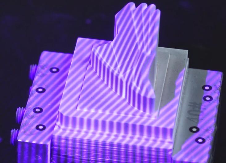 高精度蓝光三维扫描仪用于模具电极3D尺寸偏差检测.jpg 高精度蓝光三维扫描仪用于模具电极3D尺寸偏差检测.jpg