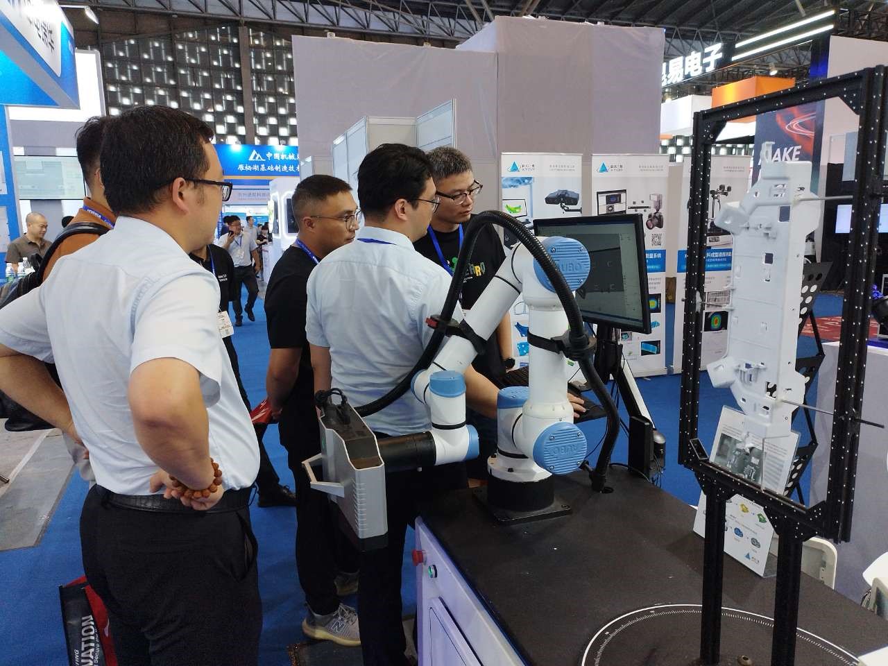 ky体育在线官网XTOM-MATRIX拍照式蓝光三维扫描仪.jpg ky体育在线官网XTOM-MATRIX拍照式蓝光三维扫描仪.jpg