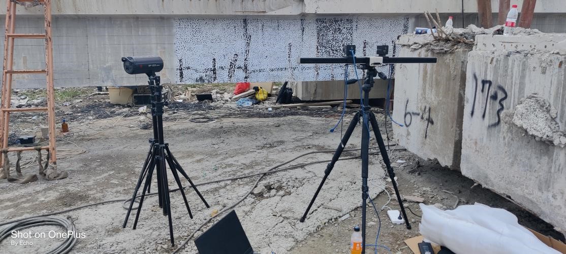 DIC三维全场应变测量系统用于混凝土梁三点弯曲测试